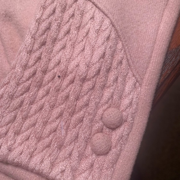 Cable Detailed Button Touch Smart Gloves - Picture 2 of 3